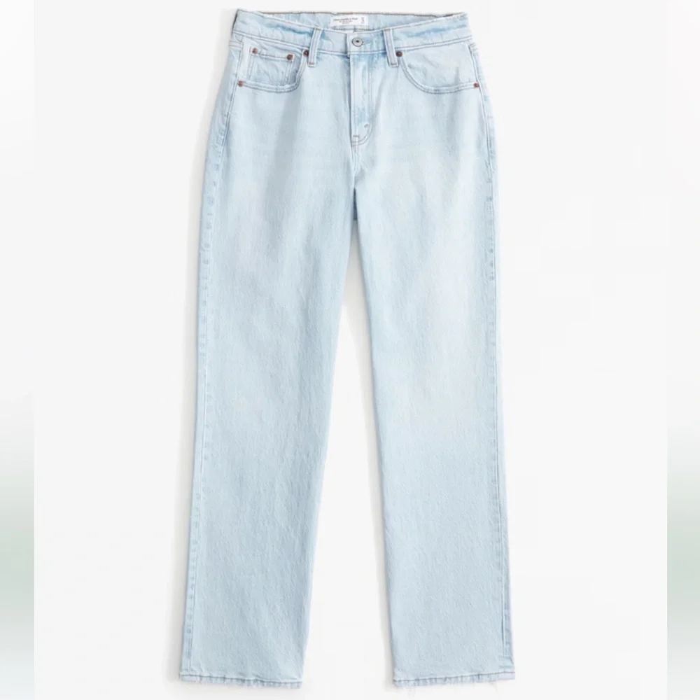 Abercrombie & Fitch Women's Light Blue “The 90s Straight Low Rise” - Picture 3 of 6